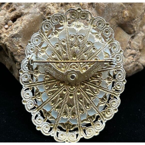 Vintage west Germany porcelain - Brooch Pin 2" Yellow Rose - Picture 8 of 8